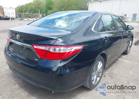 2015 Toyota Camry Se z USA, uszkodzony, nr VIN 4T1BF1FK9FU066534